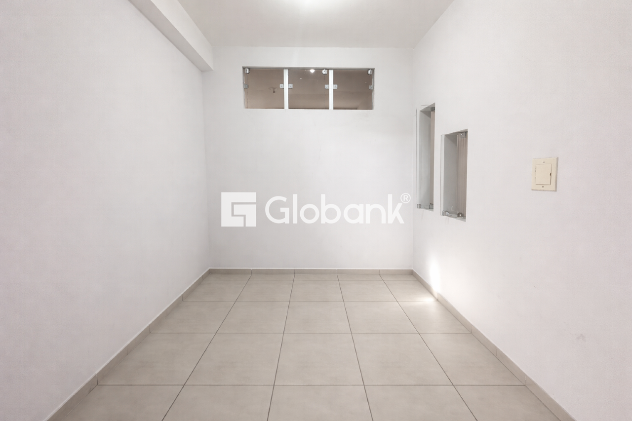 Kitnet 1 quarto para aluguel Alcides Rabelo 40m² Montes Claros MG: 