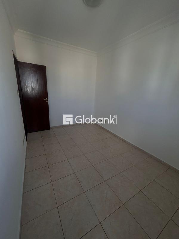 Apartamento 2 quartos para aluguel Centro 86,66m² Montes Claros MG: 