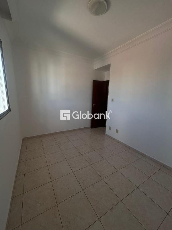 Apartamento 2 quartos para aluguel Centro 86,66m² Montes Claros MG: 