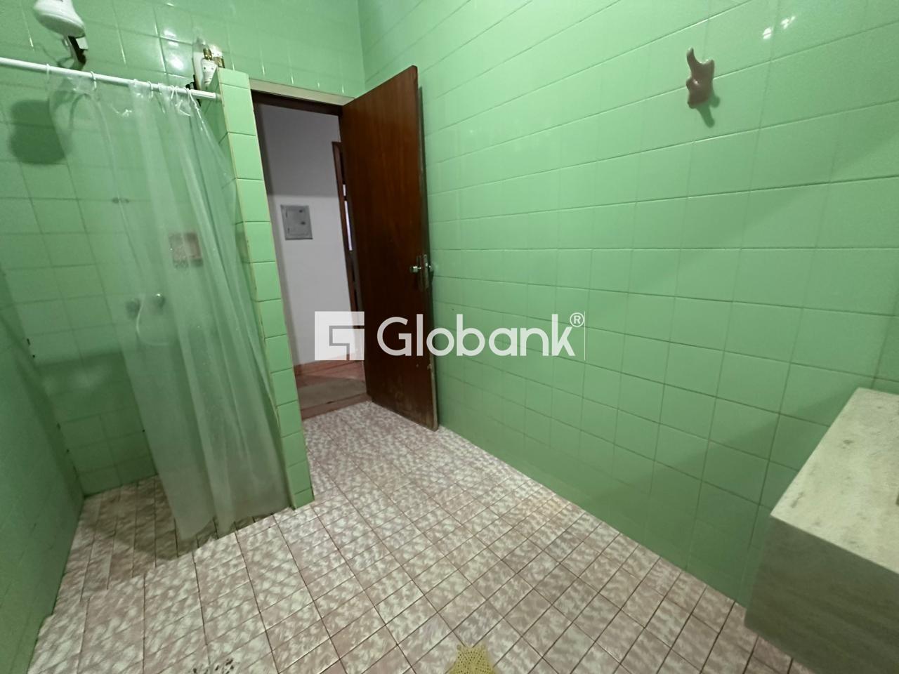 Casa 4 quartos à venda Centro 450m² Montes Claros MG: 