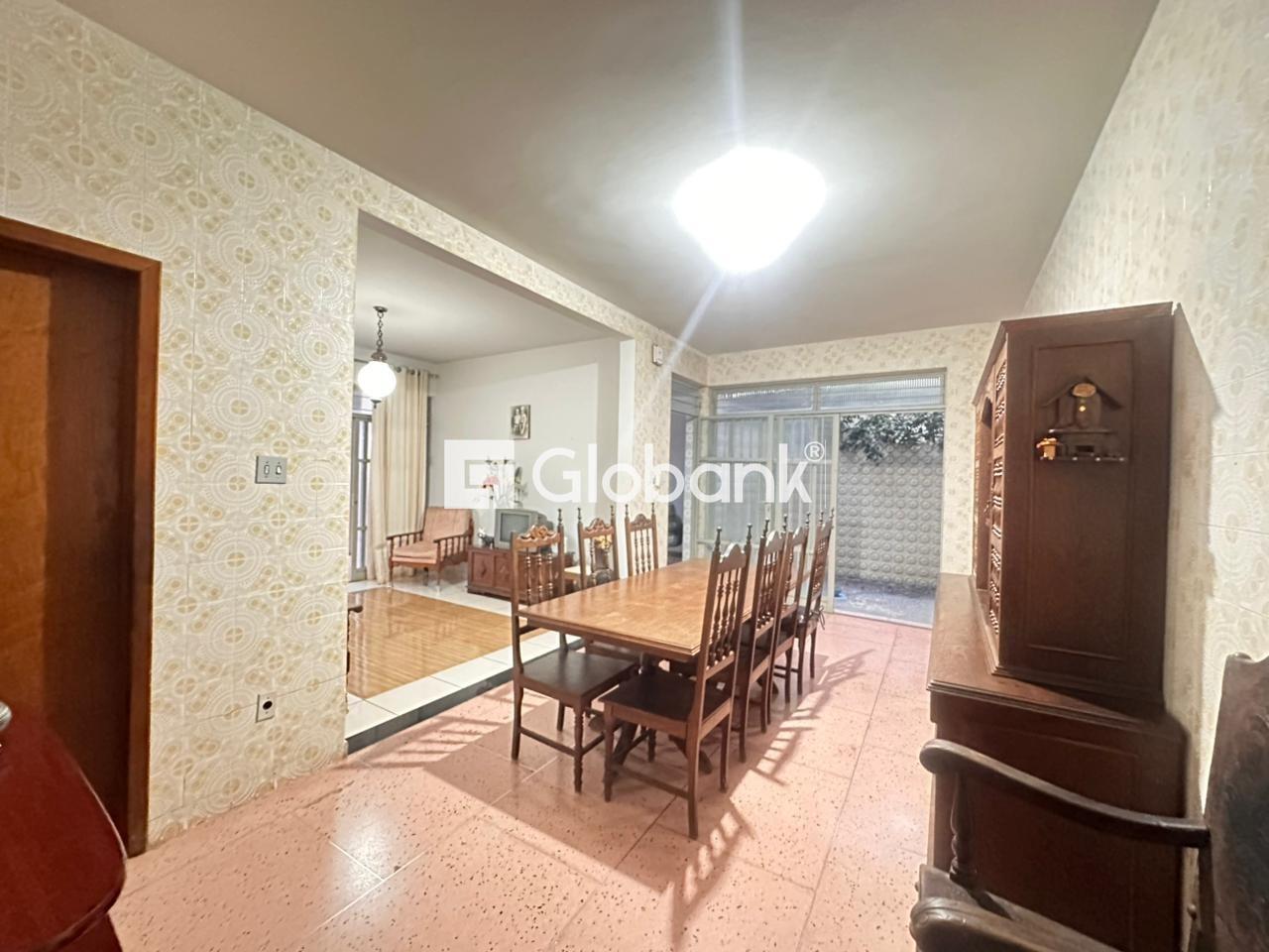 Casa 4 quartos à venda Centro 450m² Montes Claros MG: 