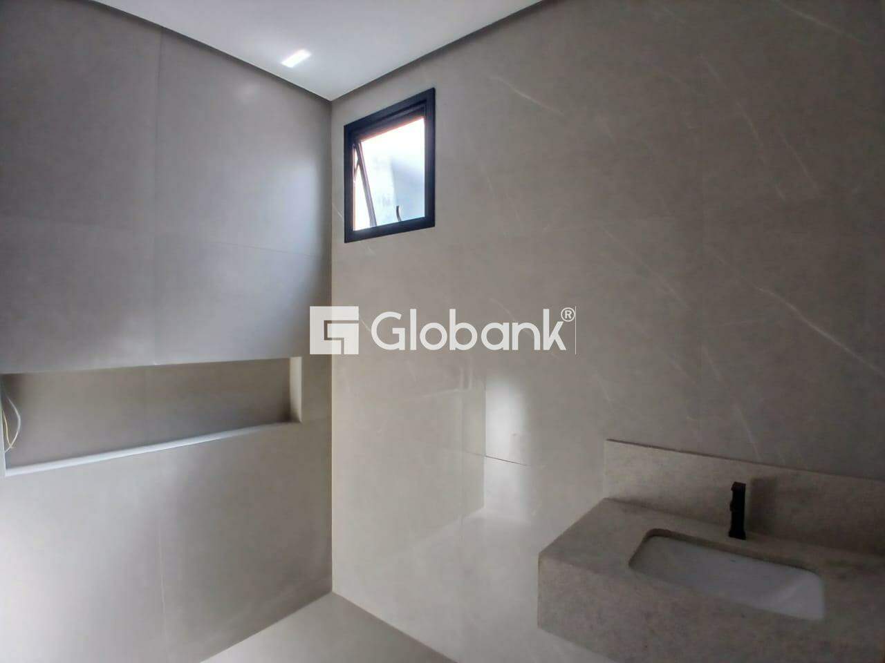 Casa 3 quartos à venda Loteamento Jardim Niemeyer 100m² Montes Claros MG: 