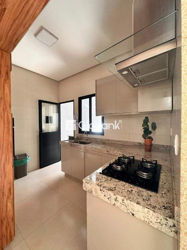 Casa 3 quartos à venda Loteamento Reserva Real 145,24m² Montes Claros MG: