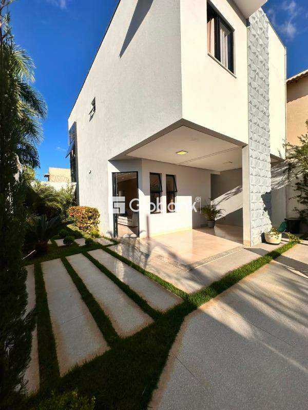 Casa 3 quartos à venda Loteamento Reserva Real 145,24m² Montes Claros MG: