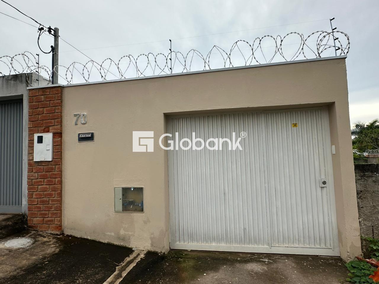 Casa 2 quartos para aluguel Panorama II 65m² Montes Claros MG: Fachada