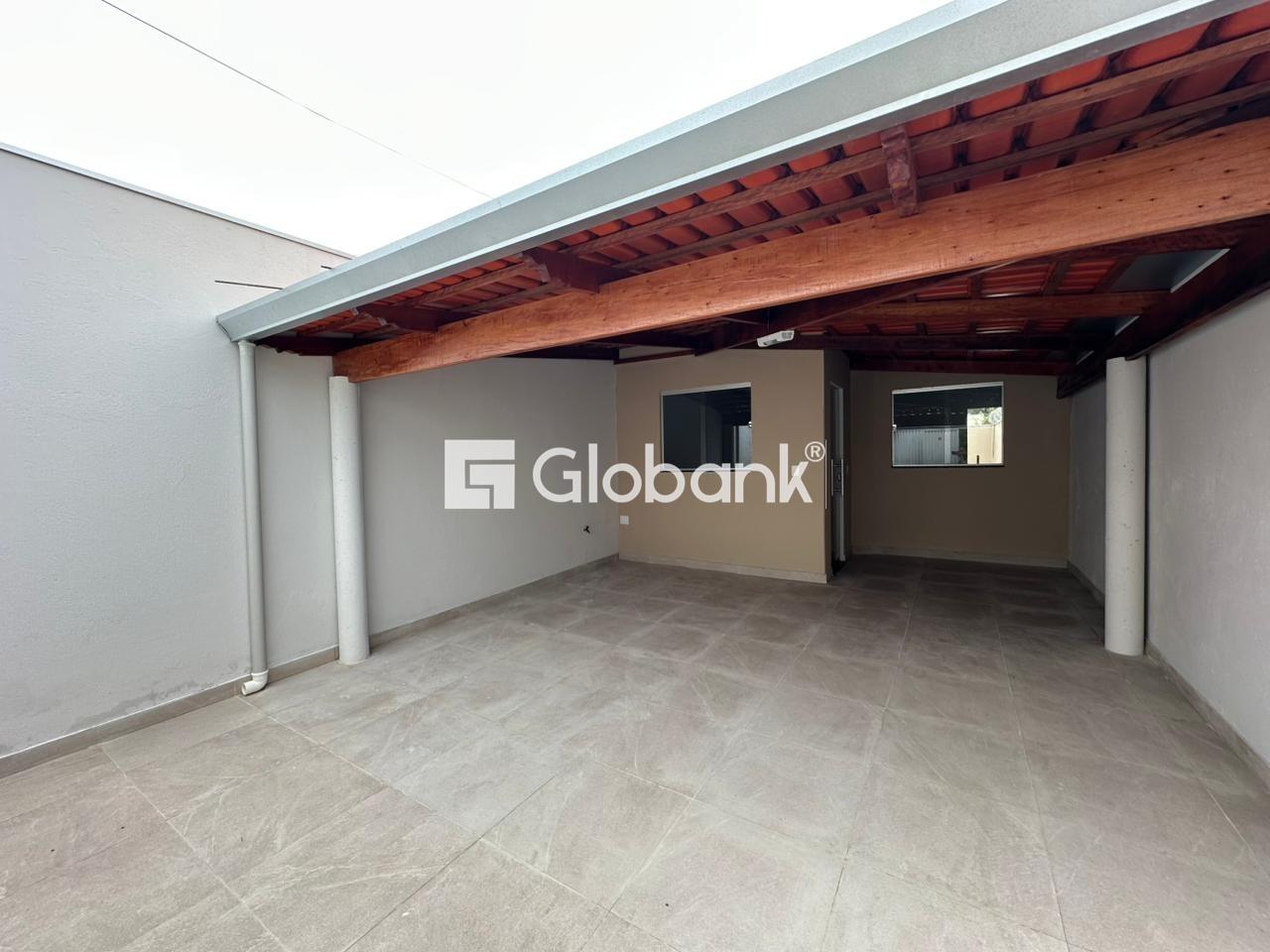 Casa 2 quartos para aluguel Panorama II 65m² Montes Claros MG: Garagem