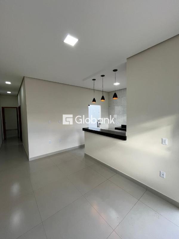 Casa 2 quartos à venda Loteamento Novo Primavera 54m² Montes Claros MG: 