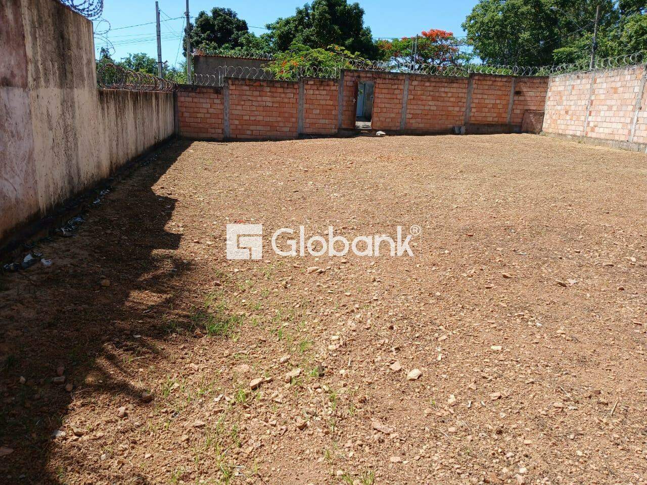 Terreno à venda Jaraguá 338m² Montes Claros MG: 