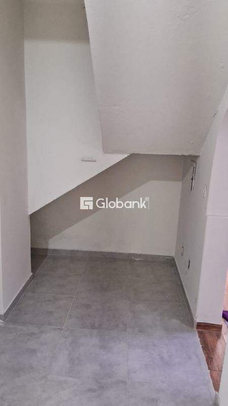 Casa 3 quartos à venda Sagrada Família 250m² Montes Claros MG: 