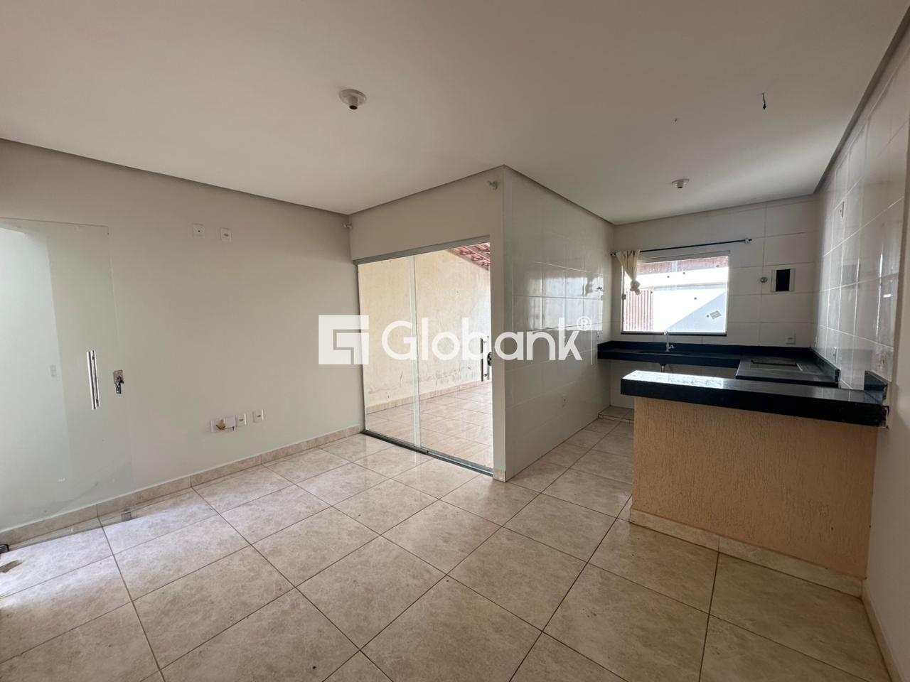 Casa 2 quartos para aluguel Jardim Olímpico 65m² Montes Claros MG: 