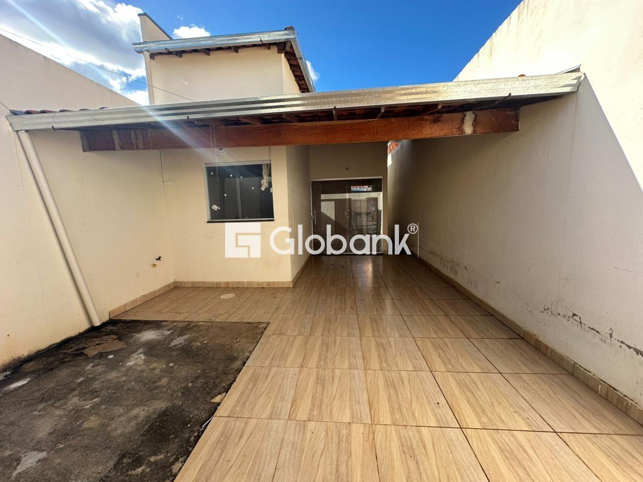 Casa 2 quartos para aluguel Jardim Olímpico 65m² Montes Claros MG: 