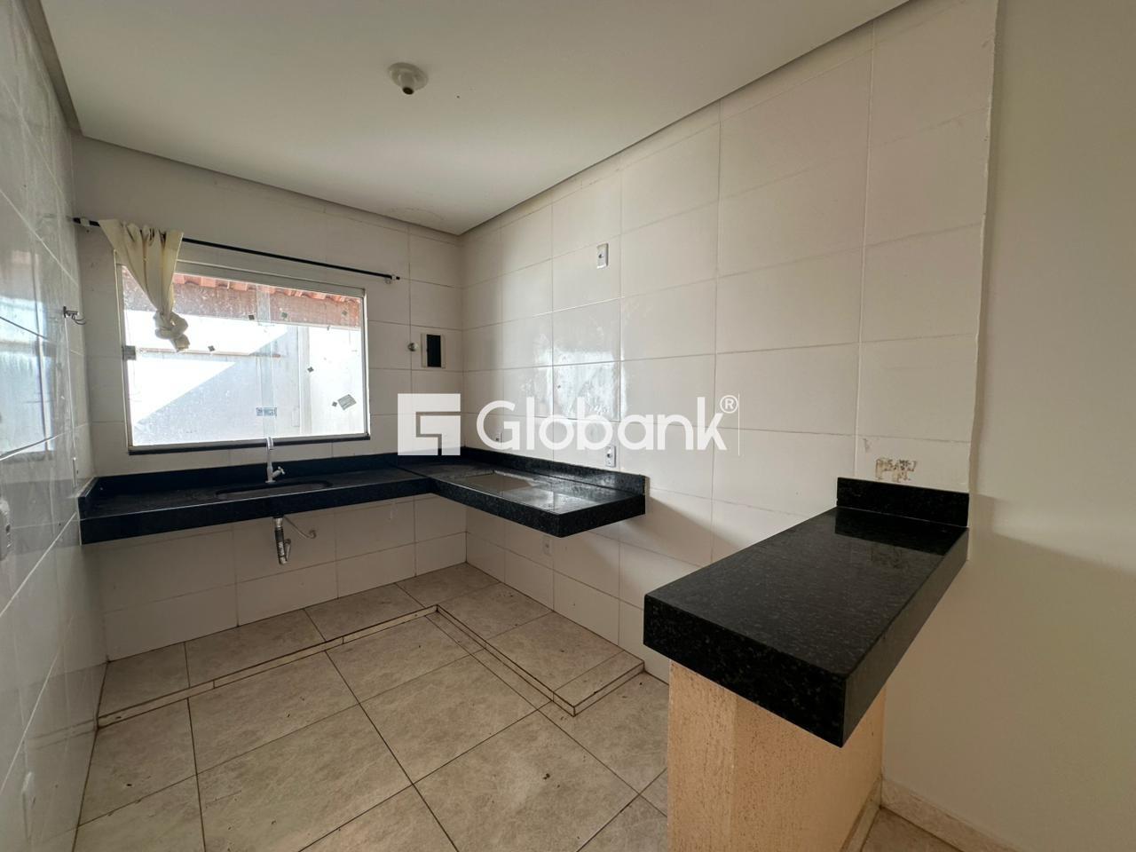 Casa 2 quartos para aluguel Jardim Olímpico 65m² Montes Claros MG: 