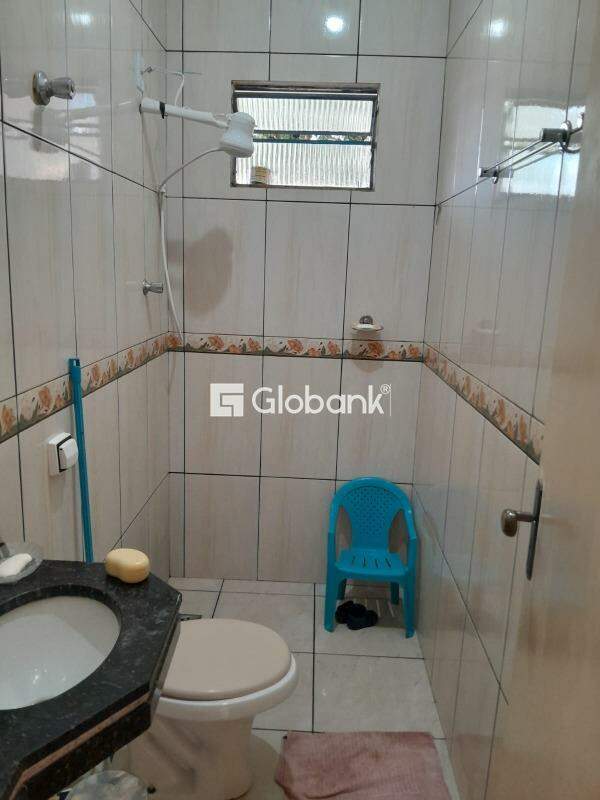 Casa 2 quartos à venda Vila Oliveira 80m² Montes Claros MG: 