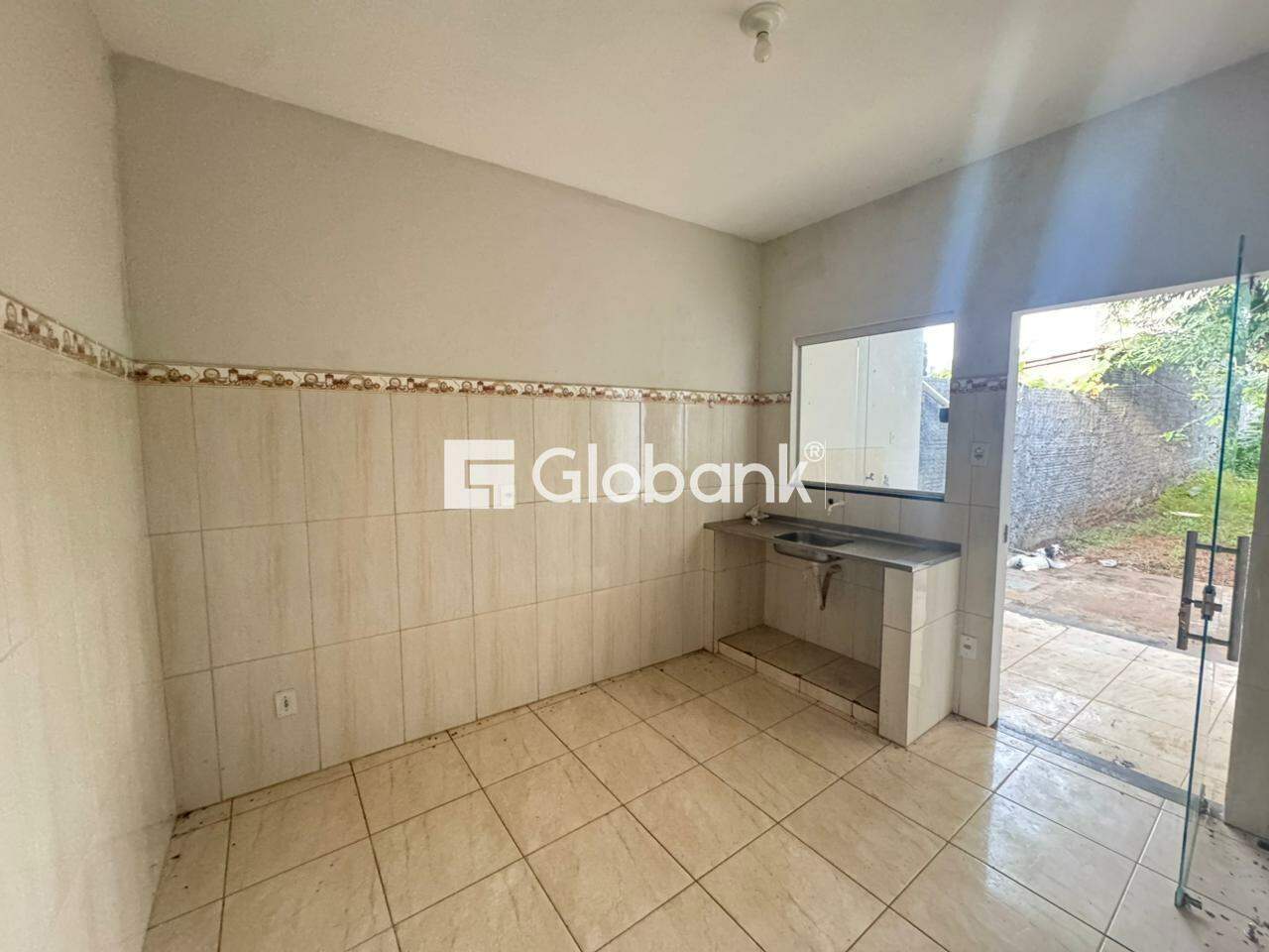 Casa 2 quartos à venda Vila Oliveira 80m² Montes Claros MG: 