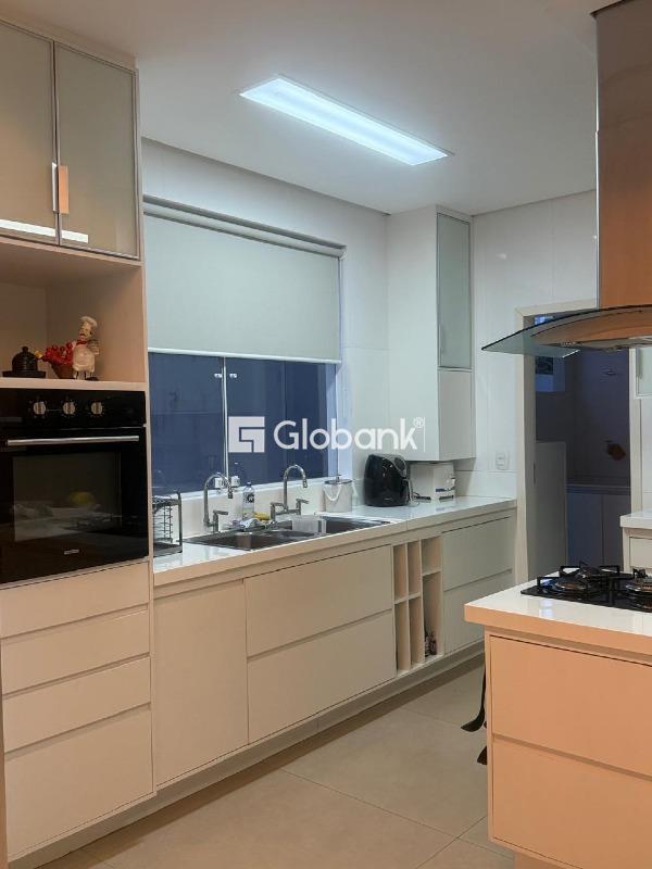 Casa em condomínio 3 quartos à venda Ibituruna 268,8m² Montes Claros MG: 