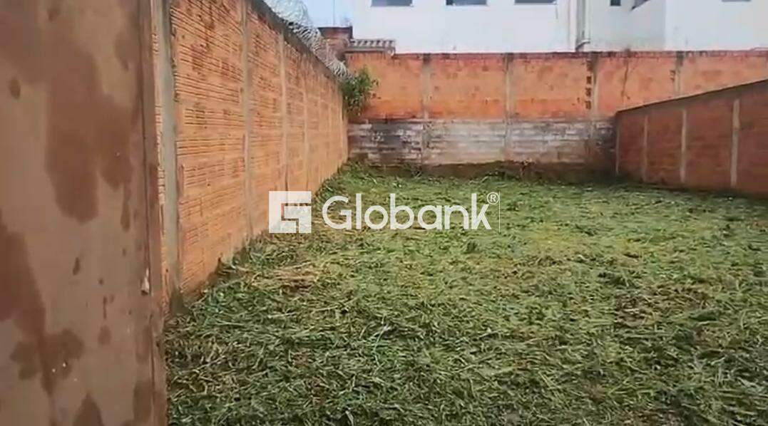 Terreno à venda Canelas 200m² Montes Claros MG: 