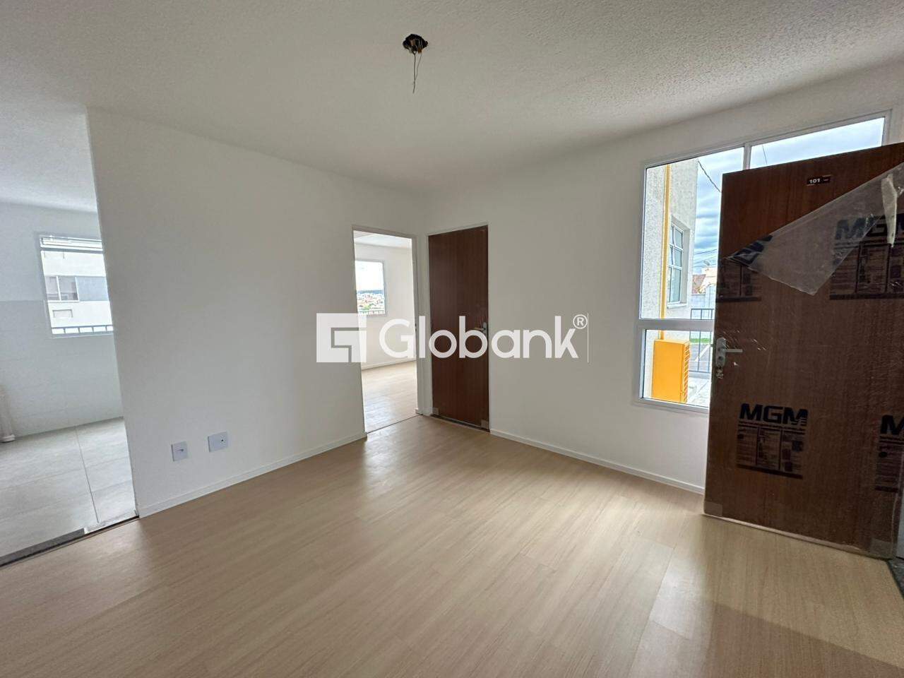 Kitnet 1 quarto para aluguel Belvedere 40m² Montes Claros MG: Sala