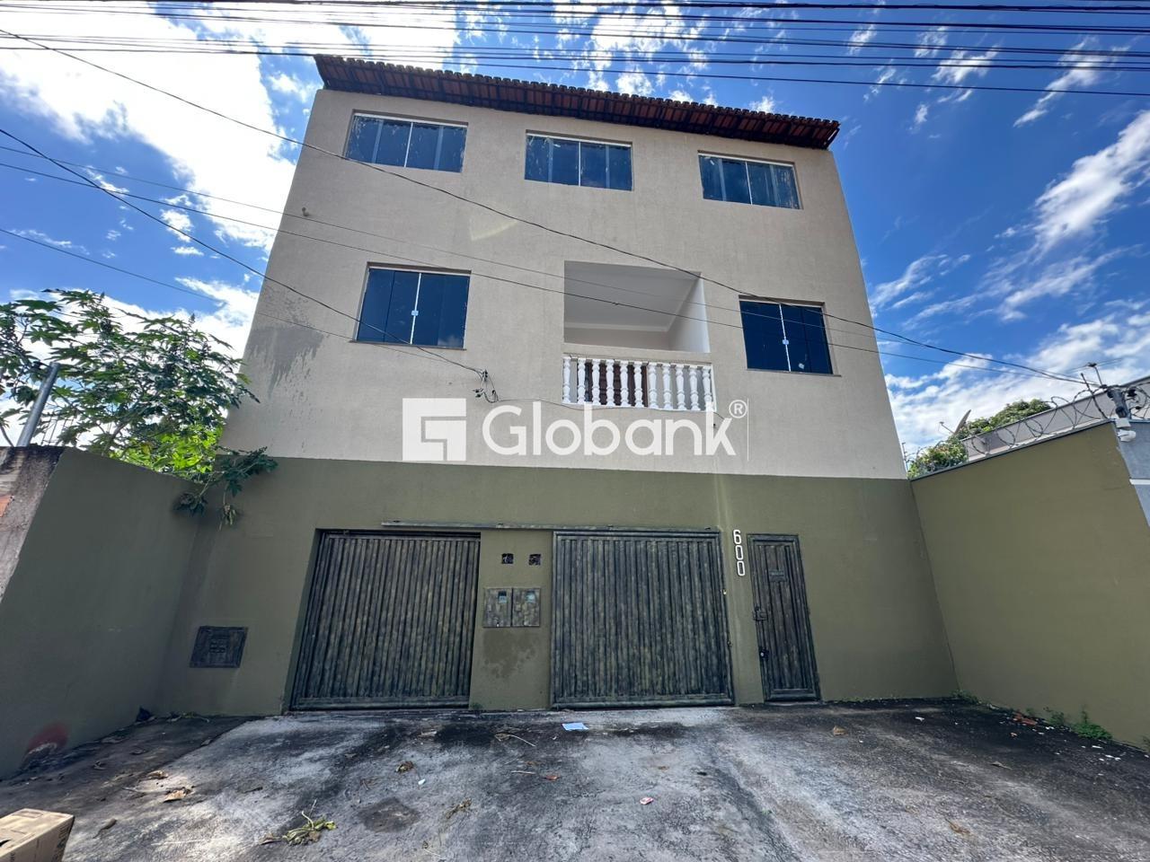 Casa 4 quartos para aluguel Jardim Alvorada 70m² Montes Claros MG: Fachada