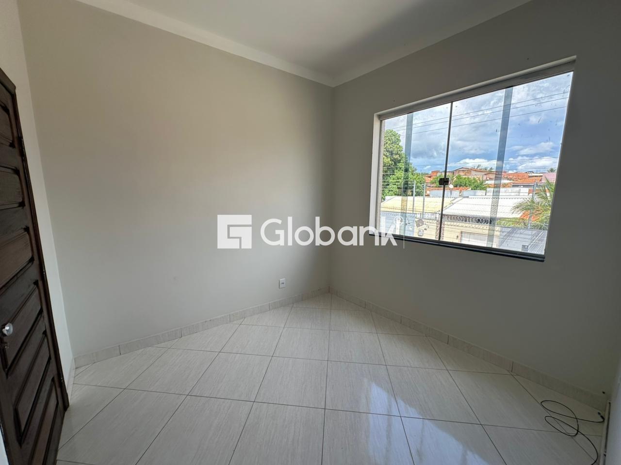 Casa 4 quartos para aluguel Jardim Alvorada 70m² Montes Claros MG: Quarto