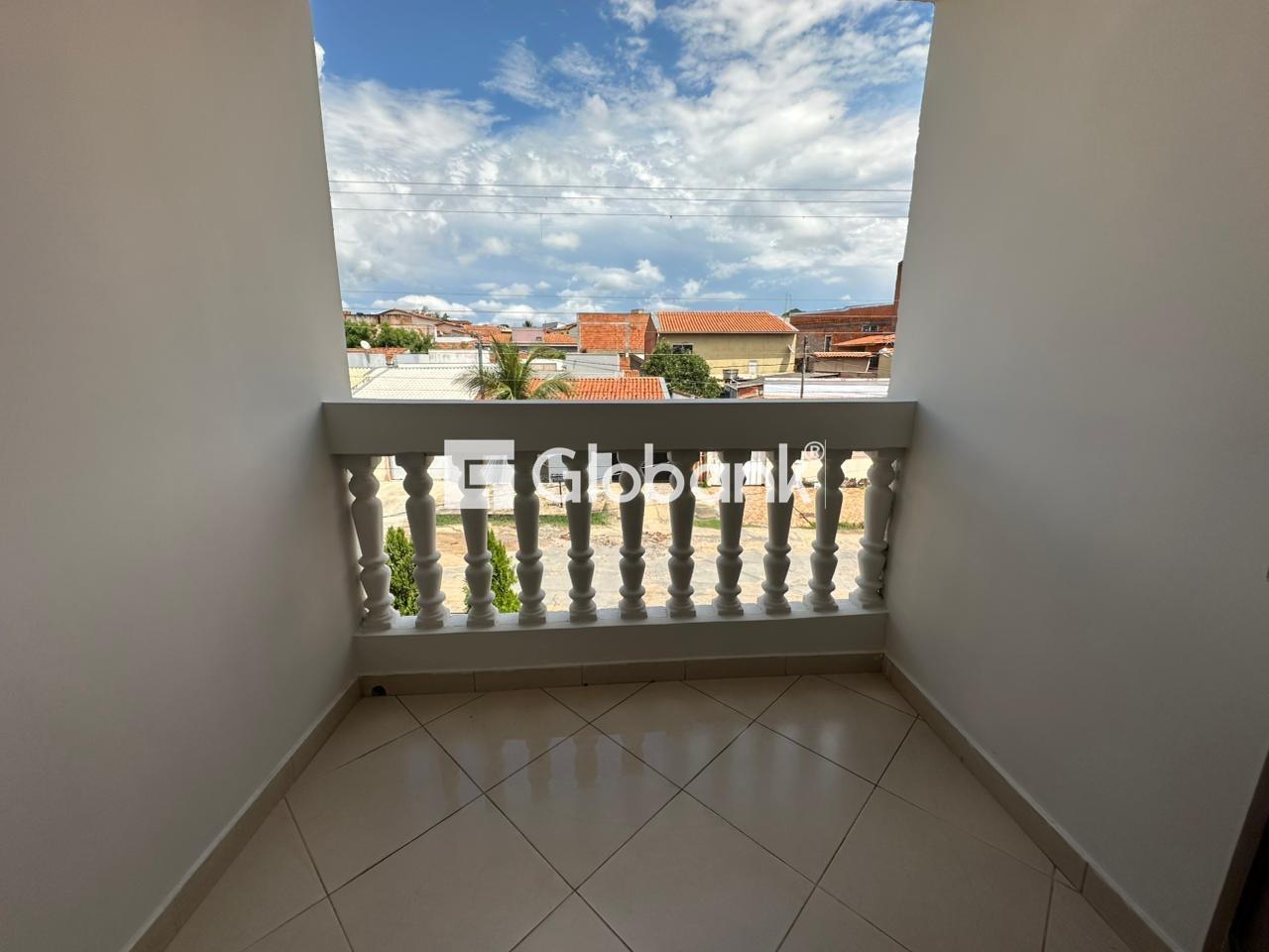 Casa 4 quartos para aluguel Jardim Alvorada 70m² Montes Claros MG: Sacada