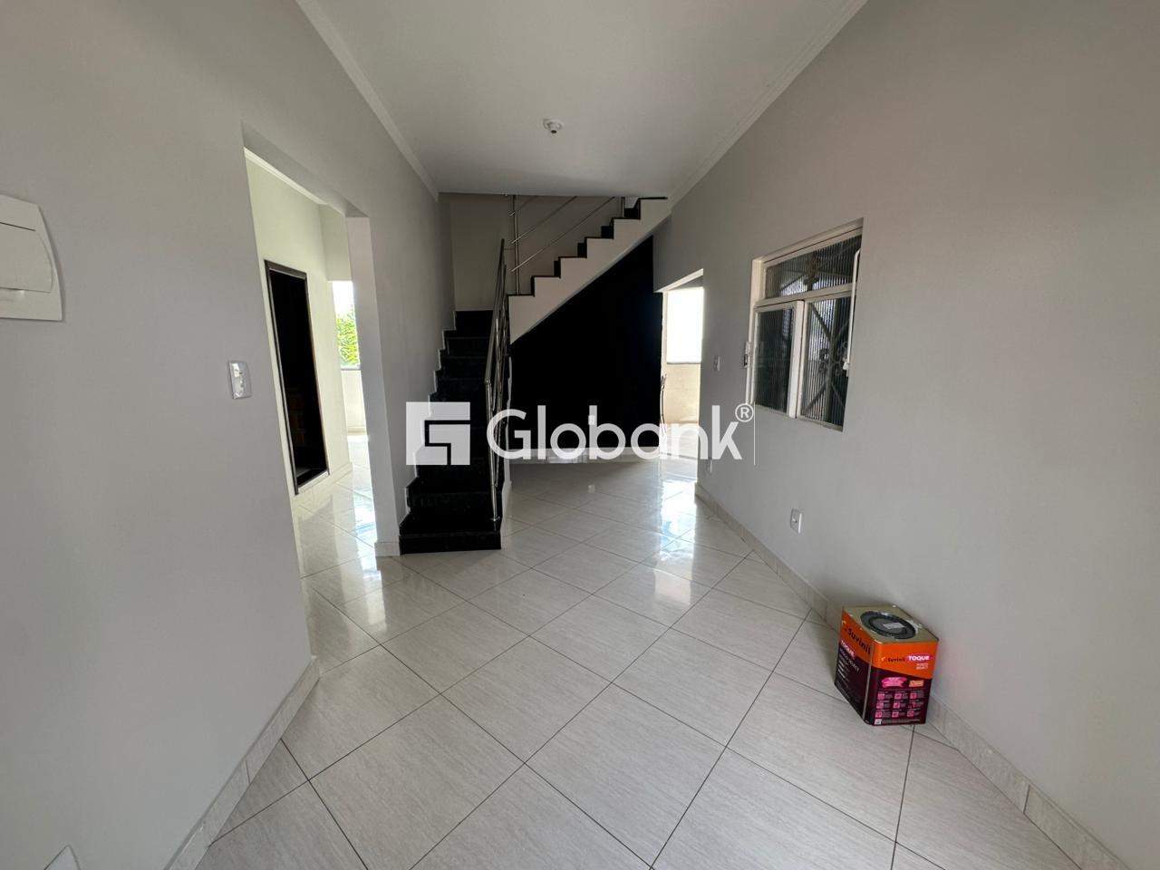 Casa 4 quartos para aluguel Jardim Alvorada 70m² Montes Claros MG: Sala