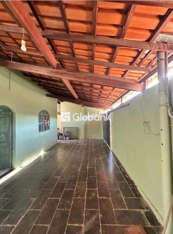 Casa 3 quartos à venda Carmelo 100m² Montes Claros MG: 