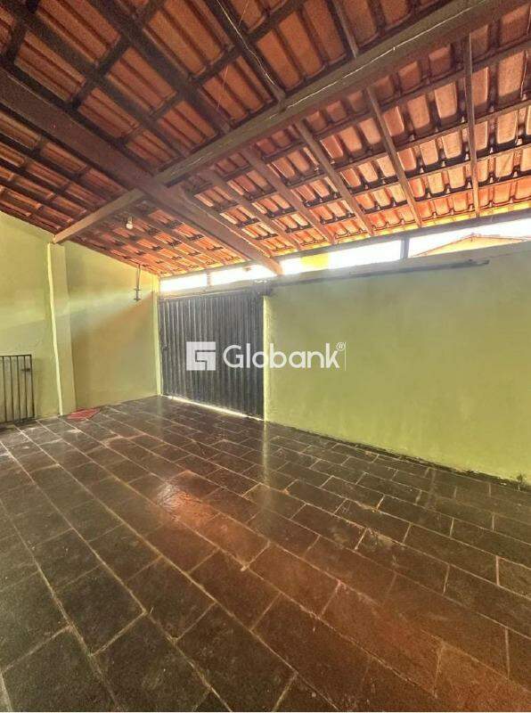 Casa 3 quartos à venda Carmelo 100m² Montes Claros MG: 