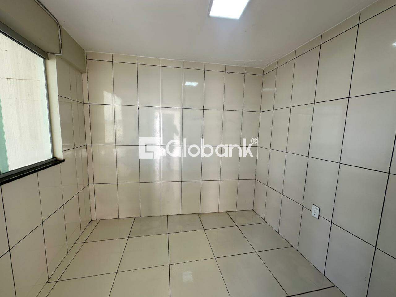 Galpão para aluguel Vila Áurea 240m² Montes Claros MG: