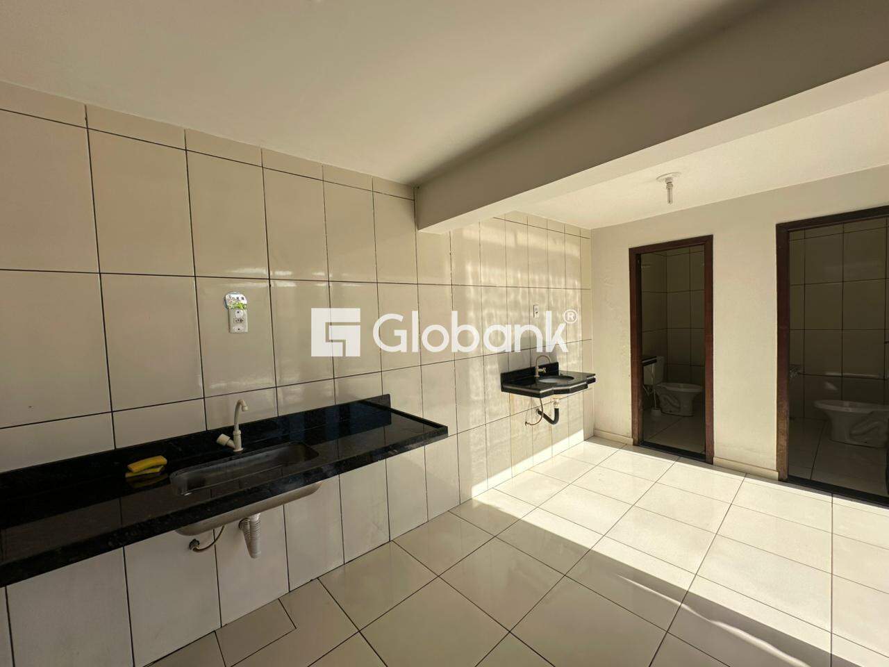 Galpão para aluguel Vila Áurea 240m² Montes Claros MG: