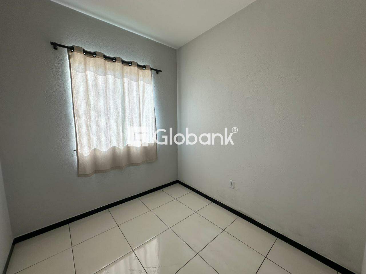 Galpão para aluguel Vila Áurea 240m² Montes Claros MG: Quarto