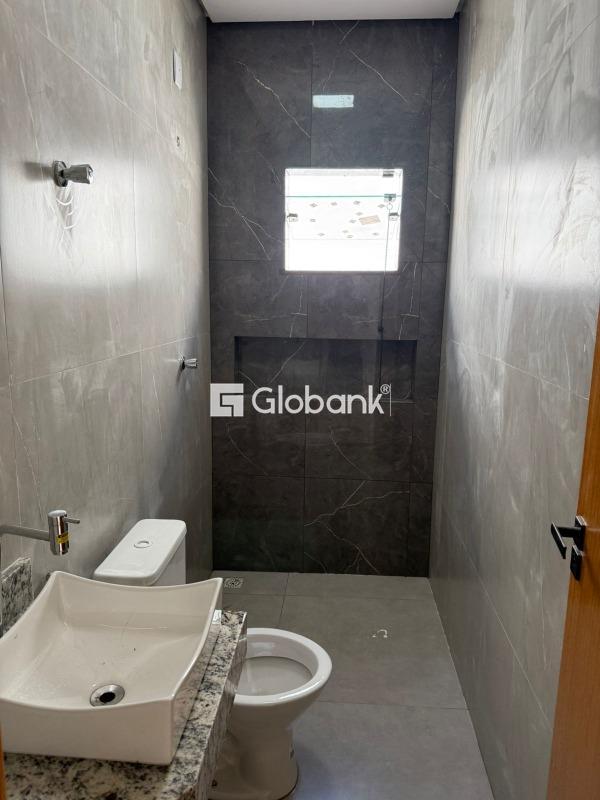 Casa 2 quartos à venda Novo Primavera 54m² Montes Claros MG: Bnahiero social