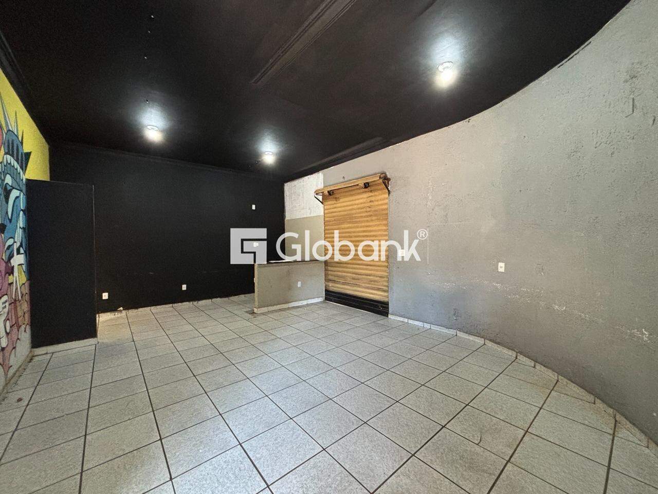 Ponto comercial para aluguel São Judas Tadeu 360m² Montes Claros MG: Interior