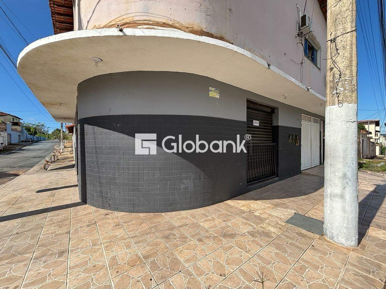 Ponto comercial para aluguel São Judas Tadeu 360m² Montes Claros MG: Fachada
