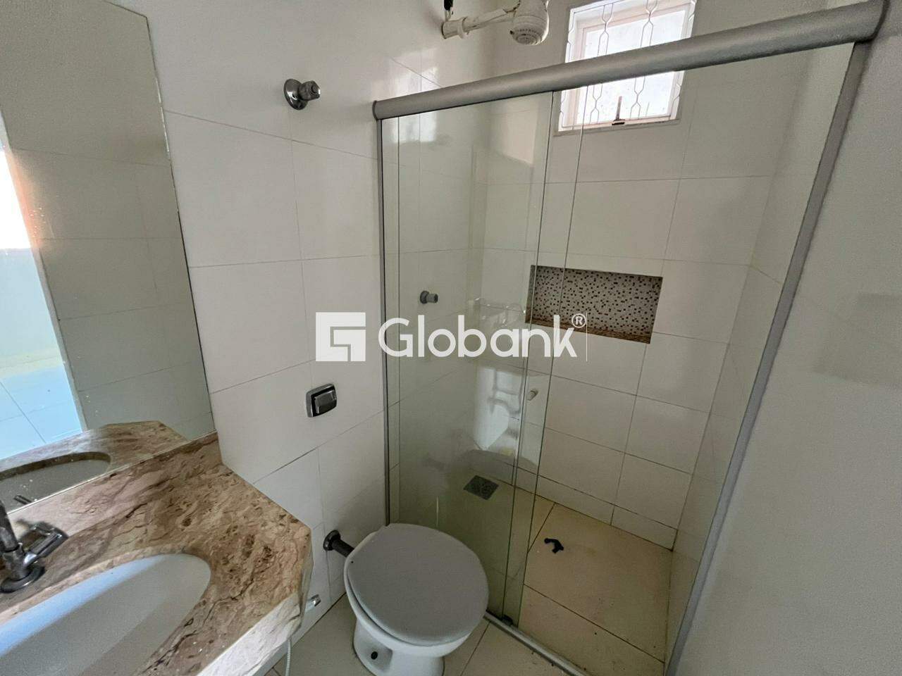 Casa 3 quartos para aluguel Distrito Industrial 102m² Montes Claros MG: