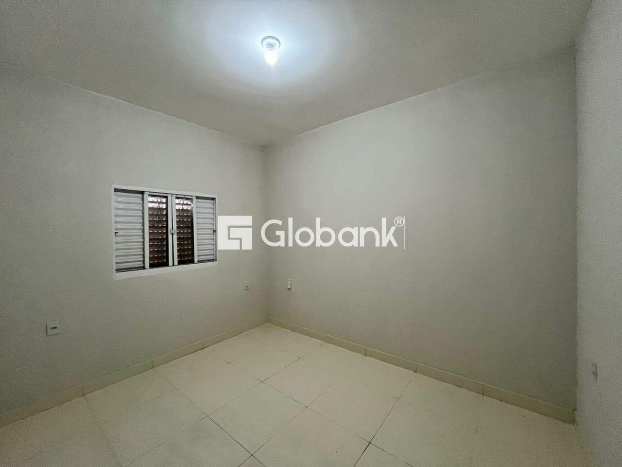 Casa 3 quartos para aluguel Distrito Industrial 102m² Montes Claros MG: