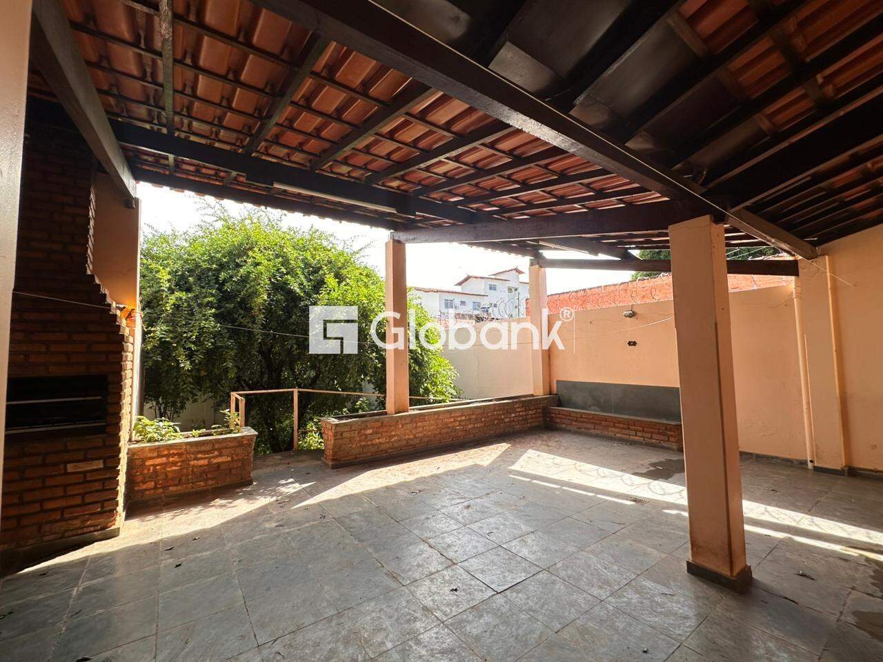 Casa 5 quartos à venda Cândida Câmara 200m² Montes Claros MG: 