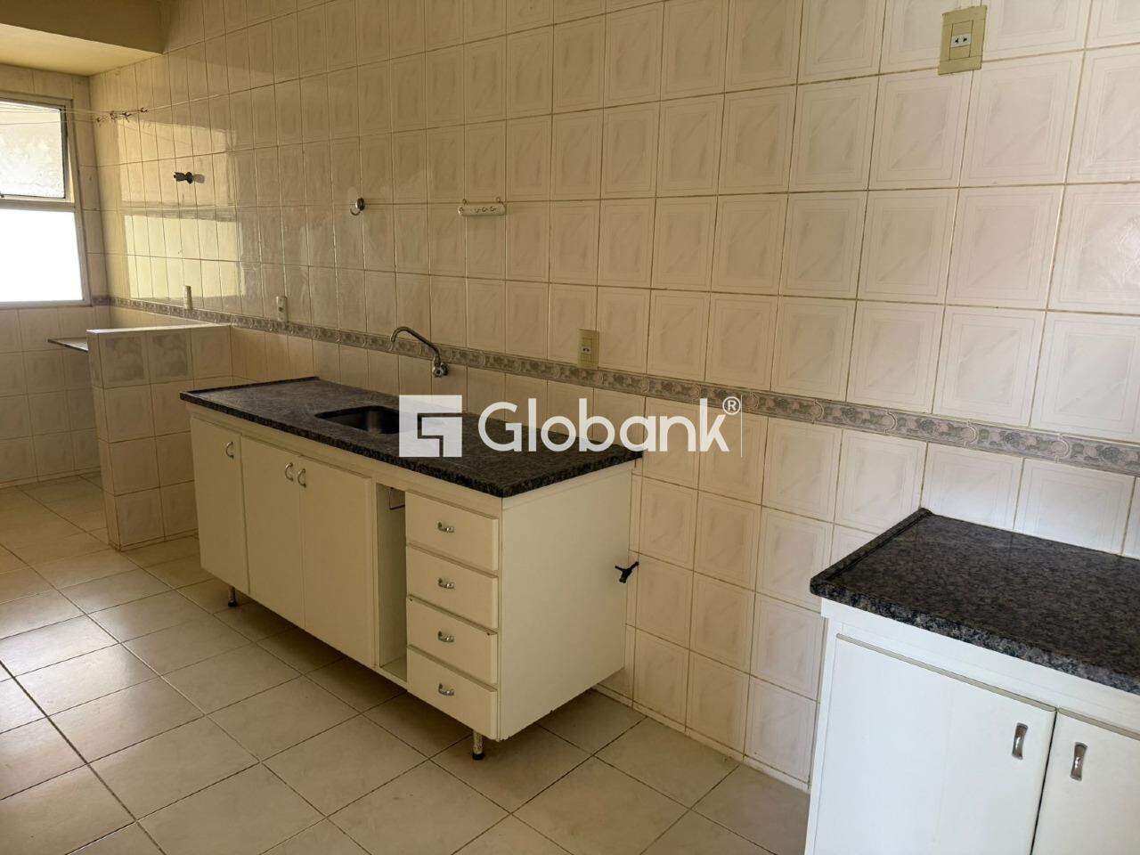 Apartamento 3 quartos para aluguel Centro 90m² Montes Claros MG: Cozinha
