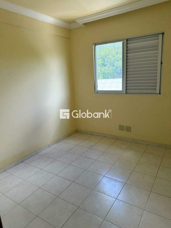 Apartamento 3 quartos para aluguel Centro 90m² Montes Claros MG: 