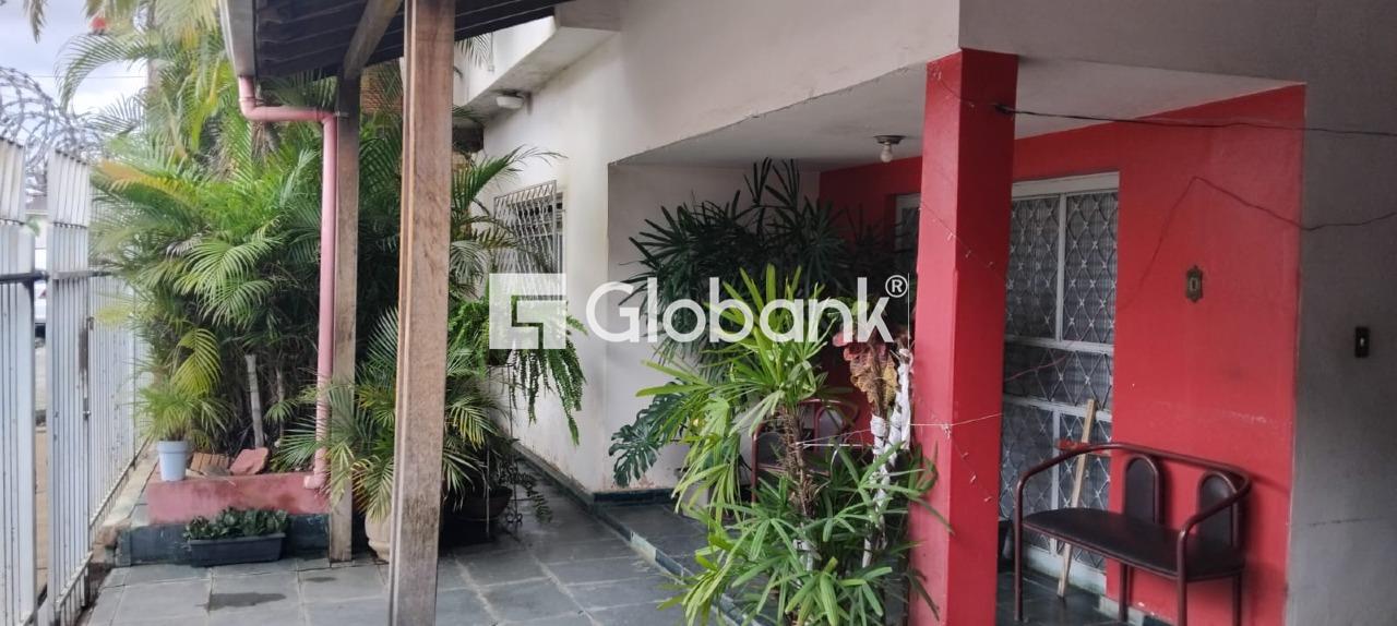 Casa 3 quartos à venda Jardim Palmeiras 150m² Montes Claros MG: 