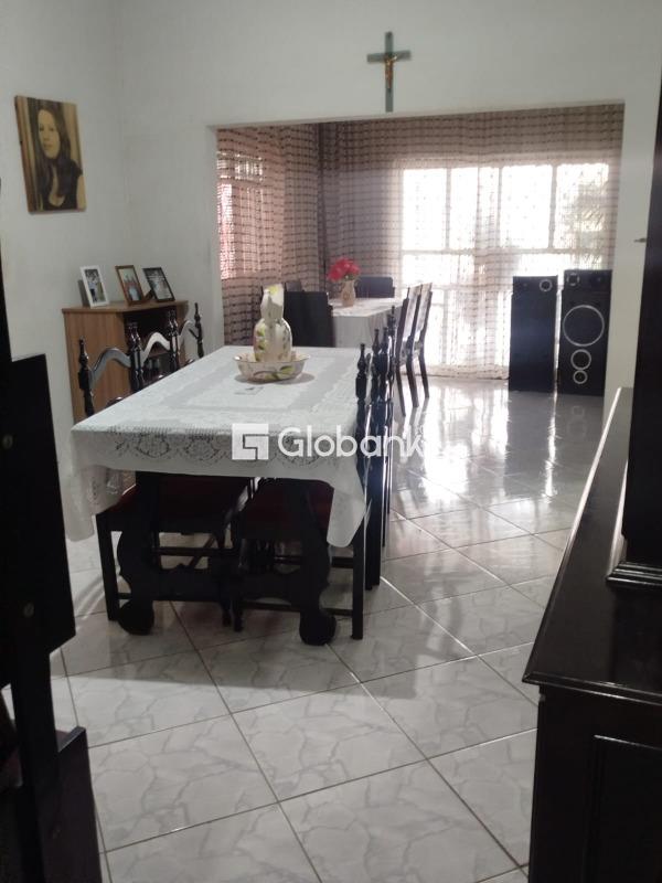 Casa 3 quartos à venda Jardim Palmeiras 150m² Montes Claros MG: 