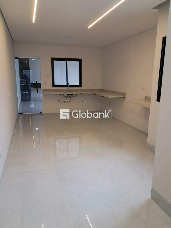 Casa 3 quartos à venda Interlagos 102m² Montes Claros MG: 