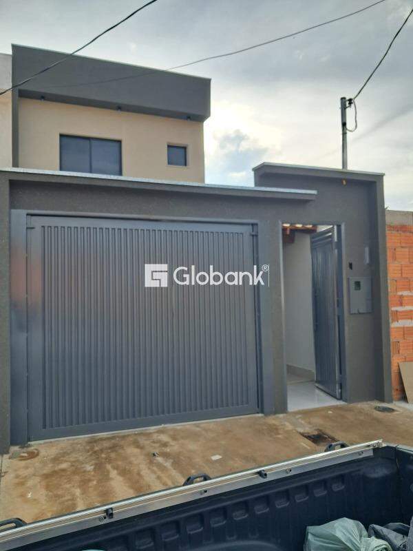 Casa 3 quartos à venda Interlagos 102m² Montes Claros MG: 