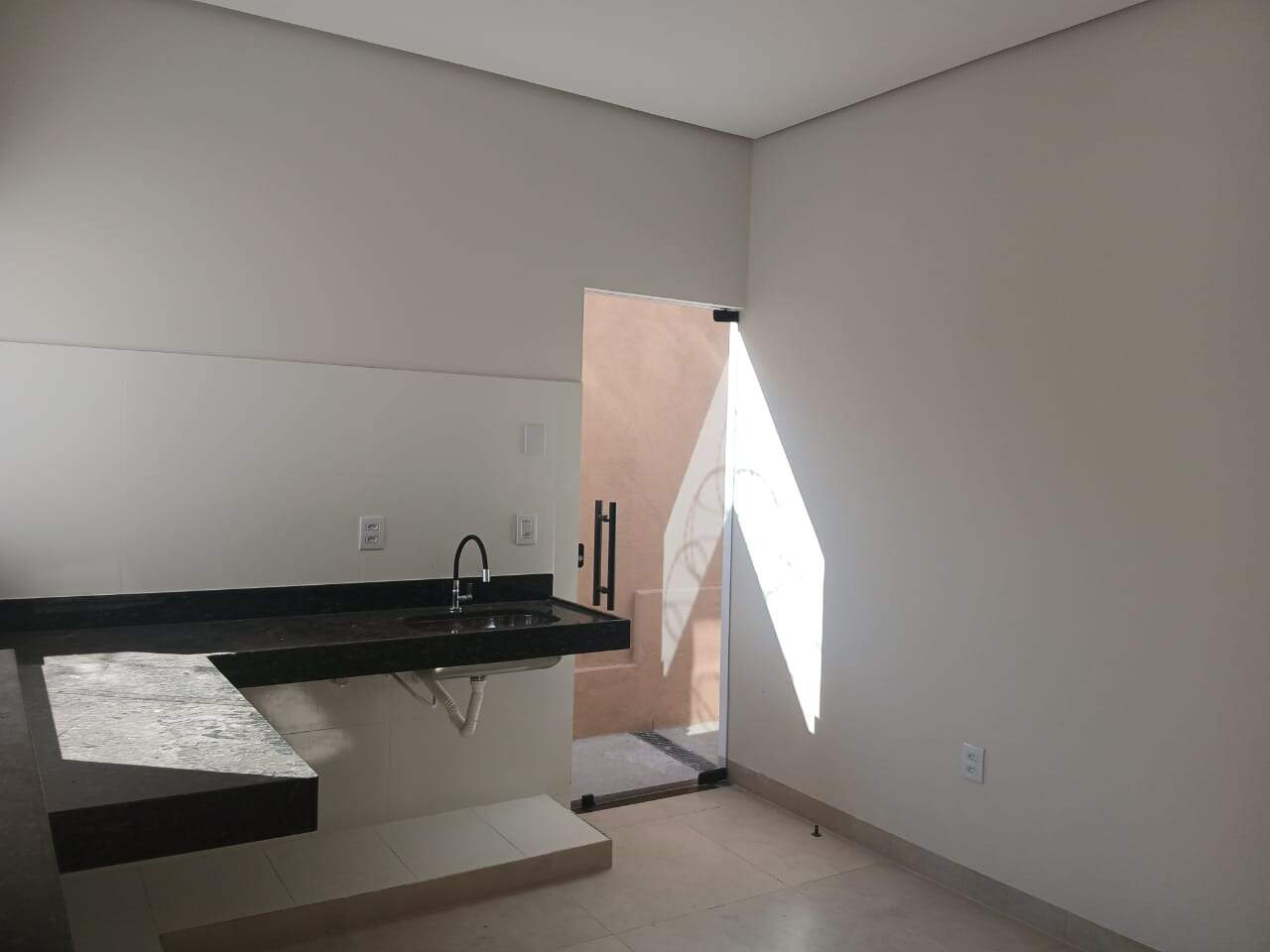 Casa 3 quartos à venda Maracanã 60m² Montes Claros MG: 