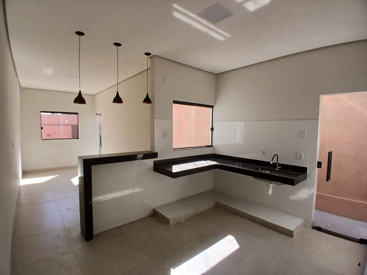 Casa 3 quartos à venda Maracanã 60m² Montes Claros MG: 