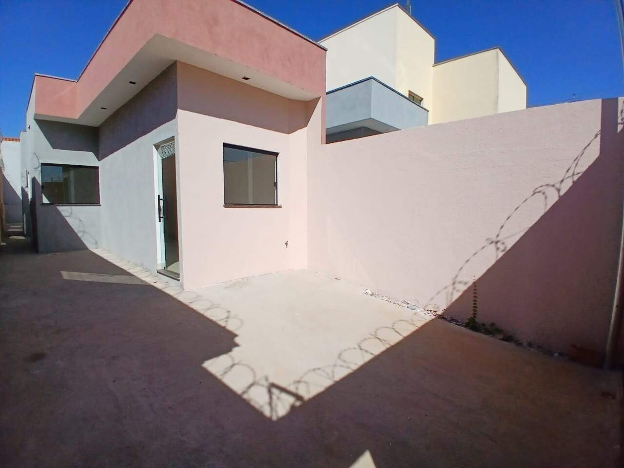 Casa 3 quartos à venda Maracanã 60m² Montes Claros MG: 