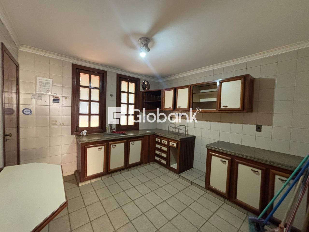 Casa 5 quartos à venda São José 347m² Montes Claros MG: Cozinha