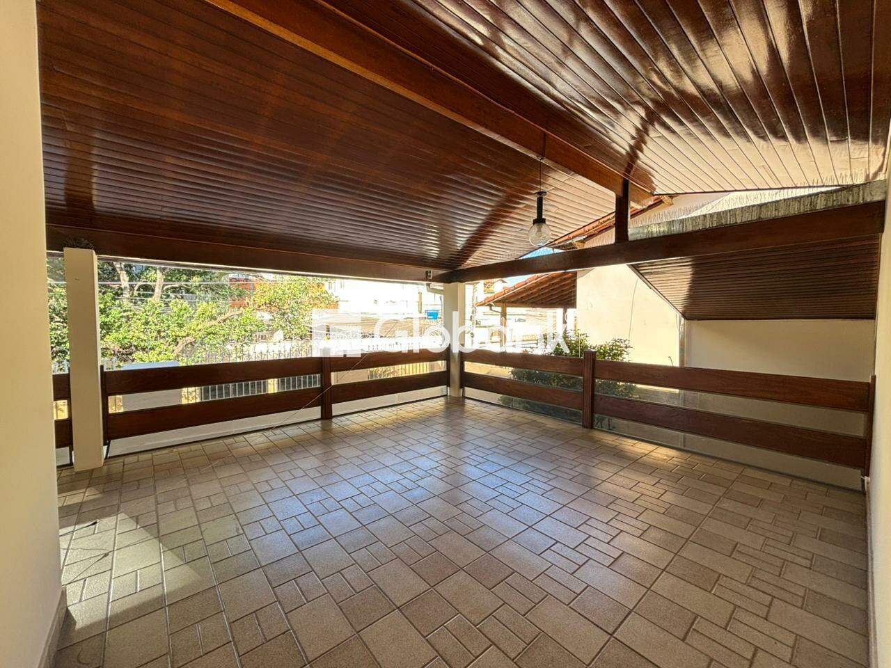 Casa 5 quartos à venda São José 347m² Montes Claros MG: Varanda