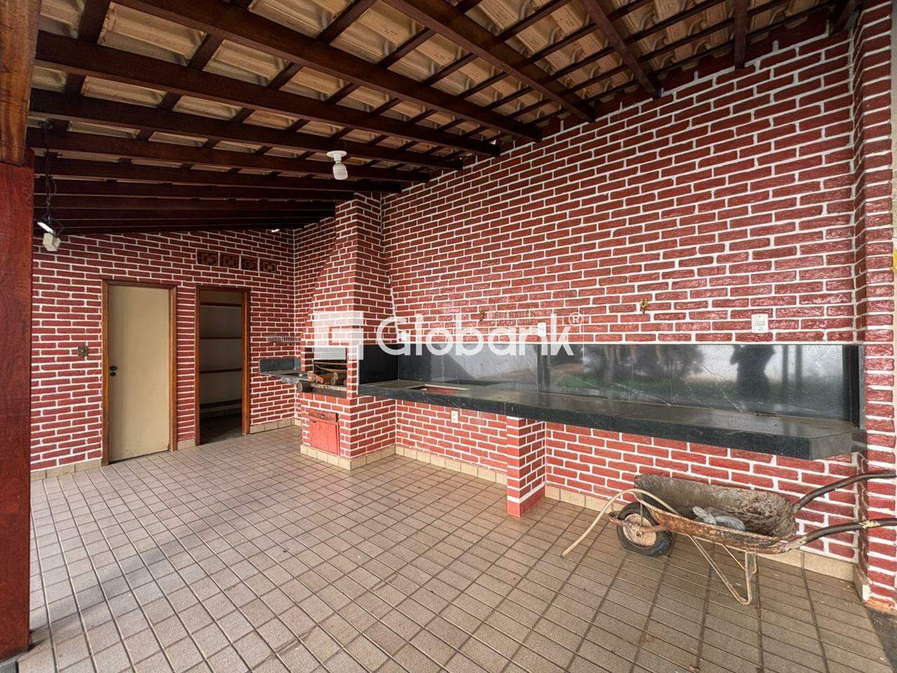 Casa 5 quartos à venda São José 347m² Montes Claros MG: Área gourmet