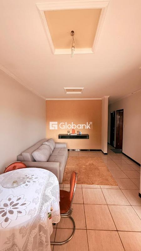 Casa 7 quartos à venda São Judas Tadeu 220m² Montes Claros MG: 