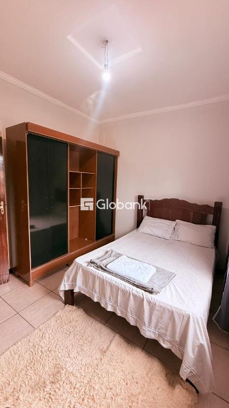 Casa 7 quartos à venda São Judas Tadeu 220m² Montes Claros MG: 